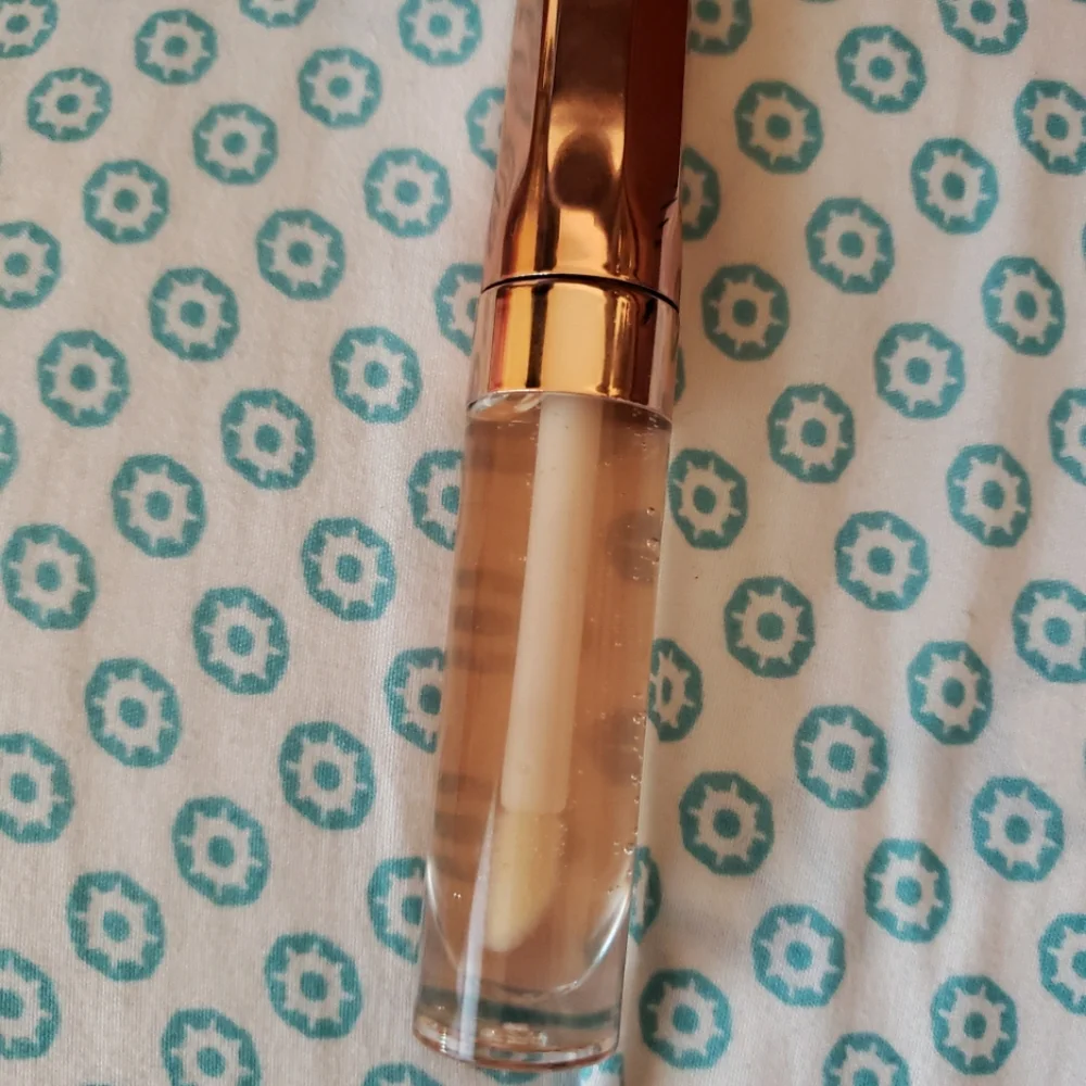 By Avocado Oil Clear Lip Gloss